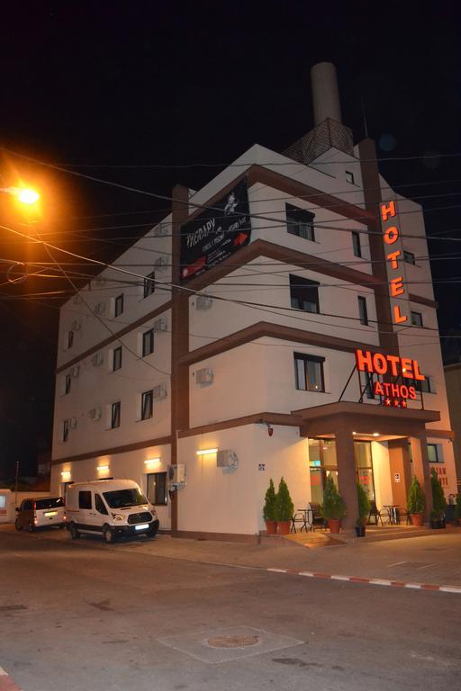 Hotel Athos Voluntari Екстер'єр фото